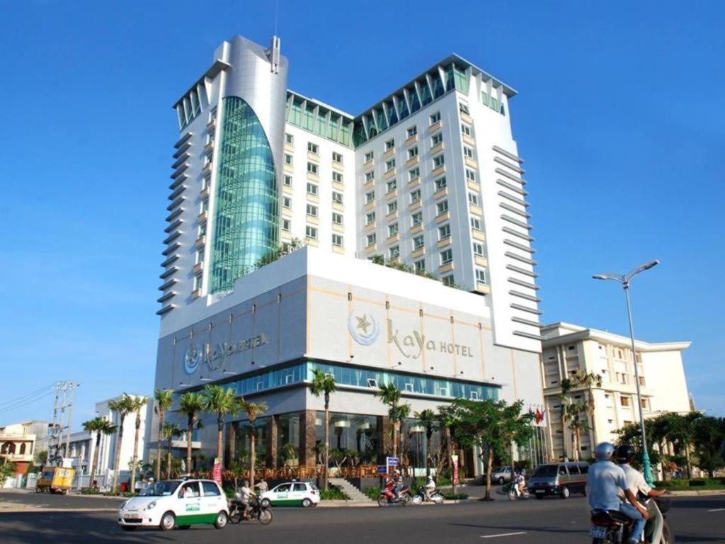 Kaya Hotel Туй Хоа Екстериор снимка