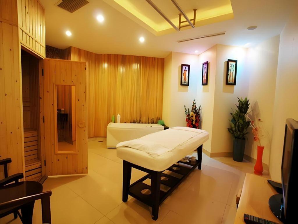 Kaya Hotel Туй Хоа Екстериор снимка