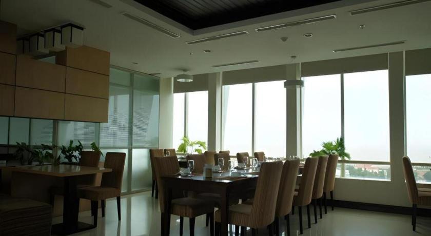 Kaya Hotel Туй Хоа Екстериор снимка