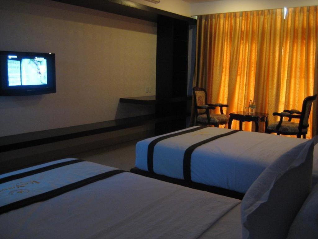 Kaya Hotel Туй Хоа Екстериор снимка