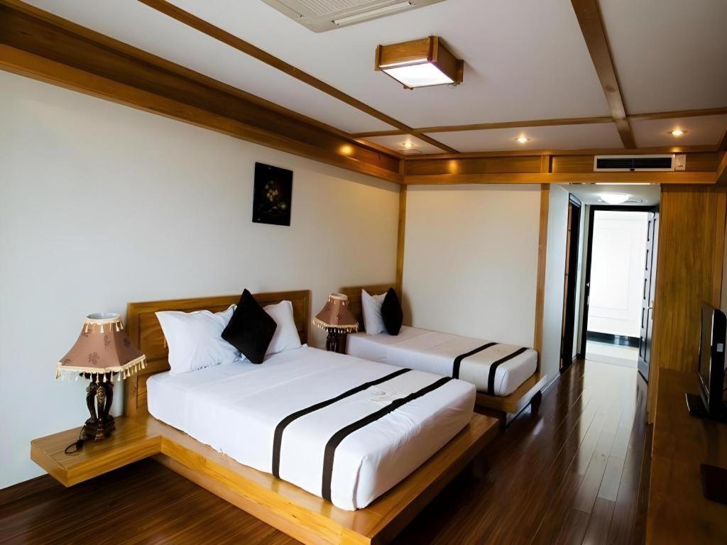 Kaya Hotel Туй Хоа Екстериор снимка